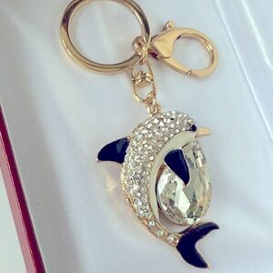❌FREE❌Elegant Gold and Black Dolphin Key Holder